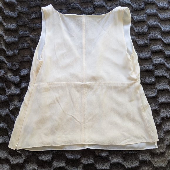 Kenneth Cole Silk Chiffon VNeck Sleeveless Blous 4 - Picture 2 of 7